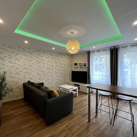 Moderne Appartement - Gare - Centre-Ville Le Mans Bagian luar foto